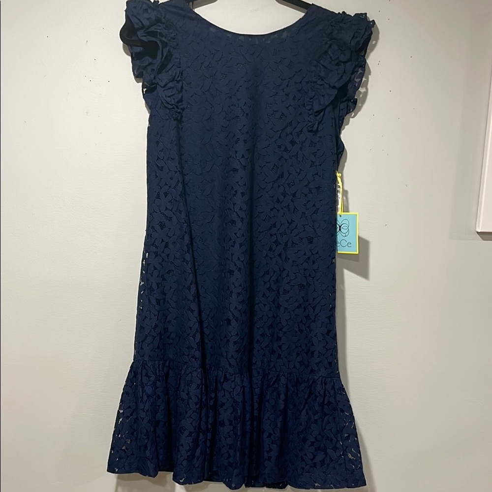 Cece capped sleeved Lace Dress